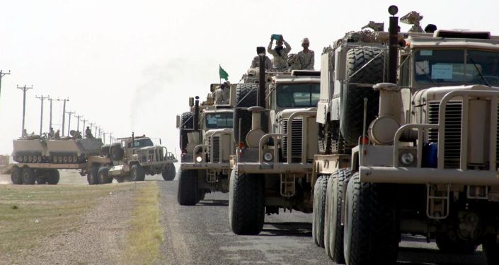 عربستان تجهیزات نظامی خود را به مرز یمن اعزام می کند