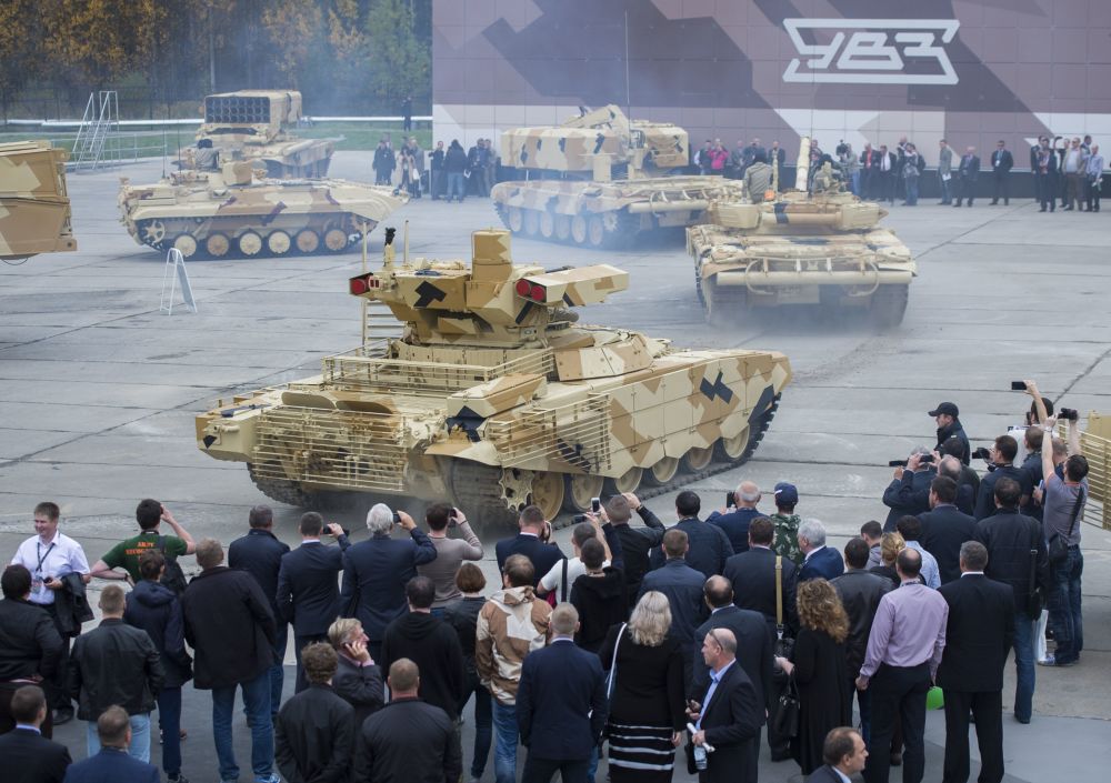 شرکت کنندگان دهمین نمایشگاه  بین المللی Russia Arms EXPO 2015