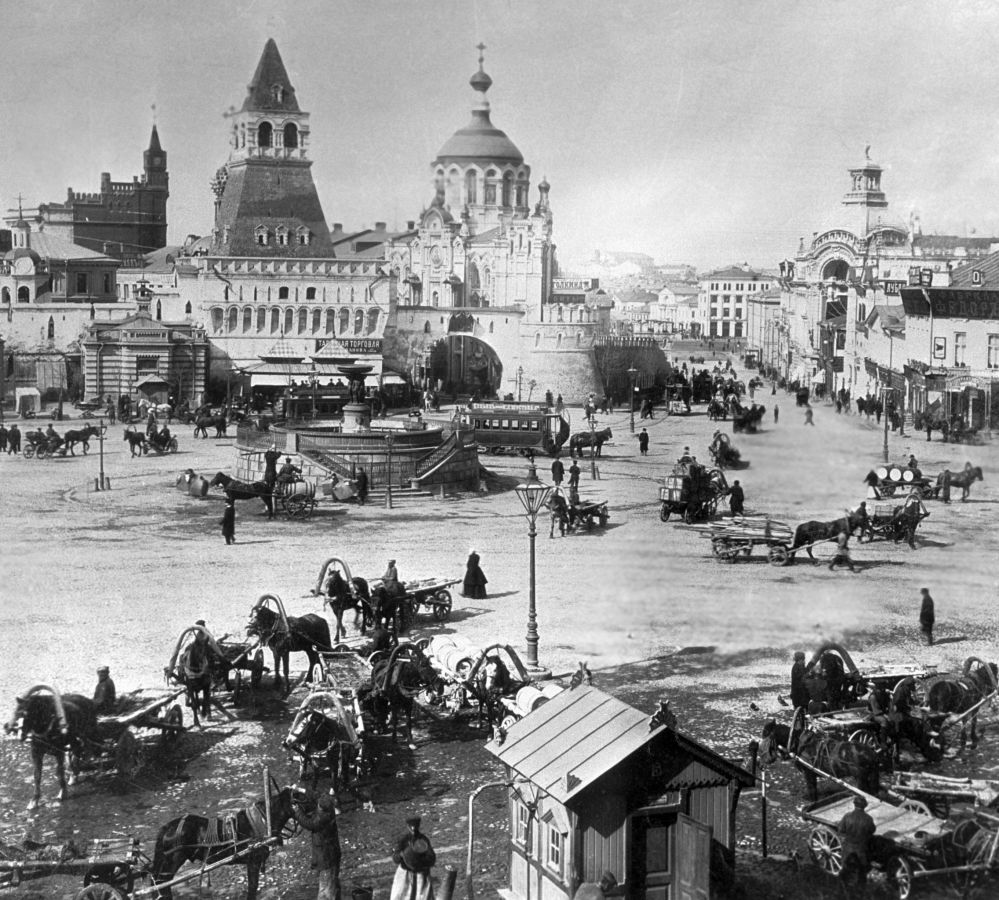 میدان لوبیانسکی در مسکو ۱۸۹۹